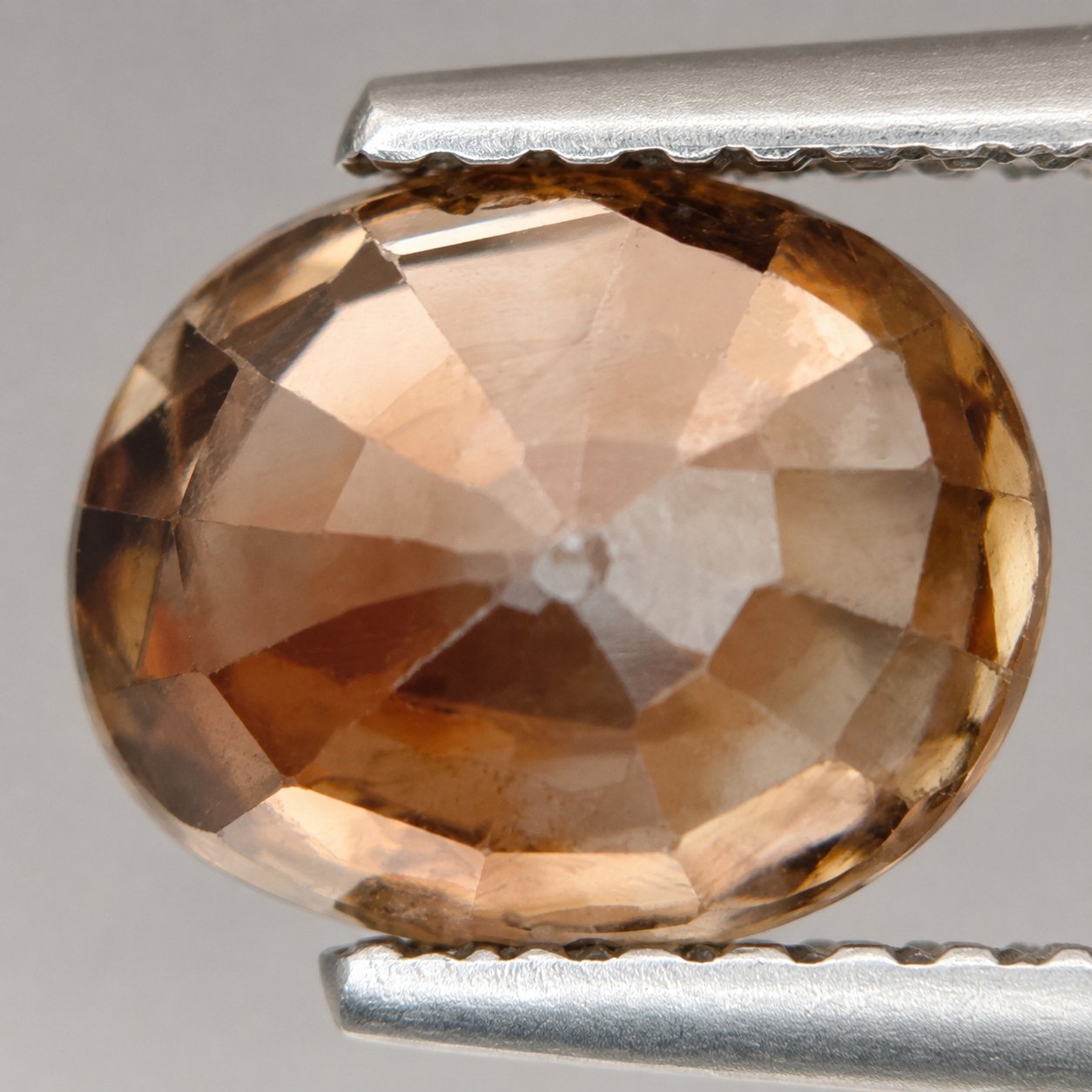 Gemstone photo 2